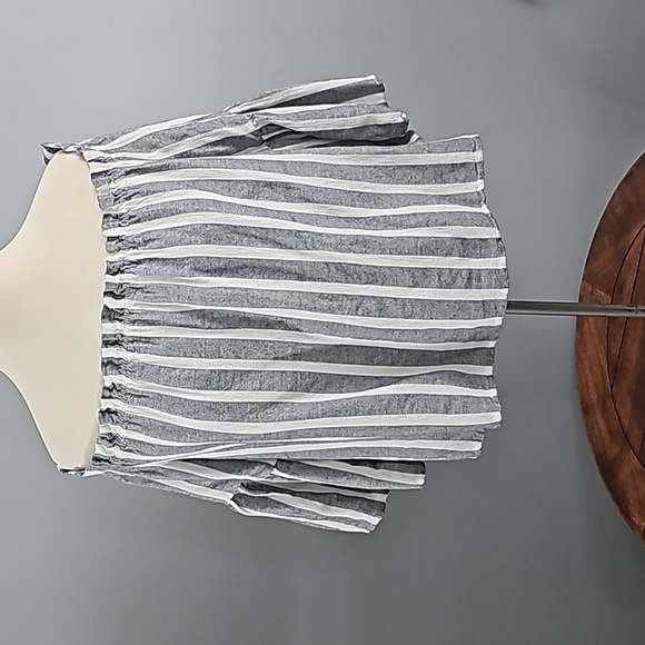 Japna Striped Short Top with cute  baggy sleeves - Picture 1 of 5